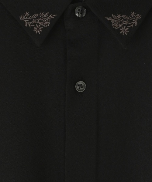 LOWRYS FARM(ローリーズファーム)の「シシュウSTドルマンシャツ 969805(シャツ/ブラウス・メンズ・ベージュ/ブラック・MEDIUM/LARGE)」の3枚目の写真