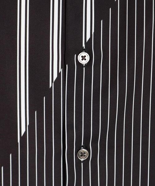tk.TAKEO KIKUCHI(ティーケータケオキクチ)の「◆トロンプルイユストライプビッグシャツ(シャツ/ブラウス・メンズ・ブラック系2/ホワイト系3/ブルー系7・01/03/02)」の21枚目の写真