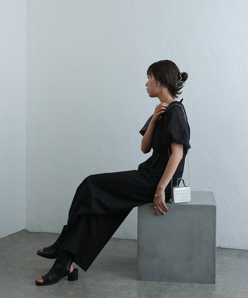 COLONY 2139（コロニートゥーワンスリーナイン）の「シアーボリューム