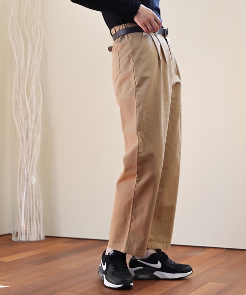 ULEULA（ウルア）の「ルーズチノパン（チノパンツ・レディース・アイボリー/ブラック/ベージュ・FREE）」の15枚目の写真