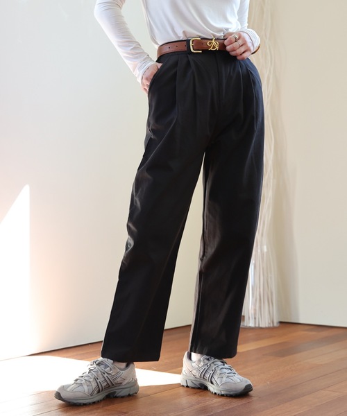 ULEULA（ウルア）の「ルーズチノパン（チノパンツ・レディース・アイボリー/ブラック/ベージュ・FREE）」の9枚目の写真