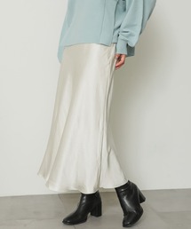 SENSE OF PLACE by URBAN RESEARCH | 『堀田真由さん着用』サテンナロースカート(スカート)
