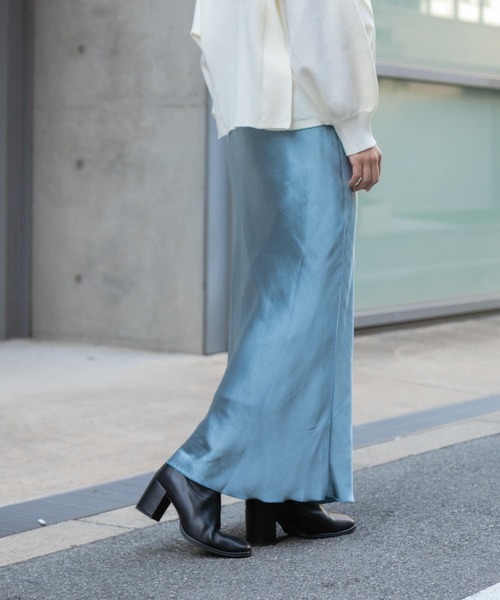 SENSE OF PLACE by URBAN RESEARCH（センスオブプレイスバイアーバンリサーチ）の「サテンナロースカート（スカート・レディース・アイボリー/シルバー/オレンジ/ブラック/ライトブルー・MEDIUM/SMALL）」の17枚目の写真