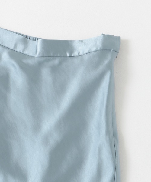 SENSE OF PLACE by URBAN RESEARCH（センスオブプレイスバイアーバンリサーチ）の「サテンナロースカート（スカート・レディース・アイボリー/シルバー/オレンジ/ブラック/ライトブルー・MEDIUM/SMALL）」の6枚目の写真