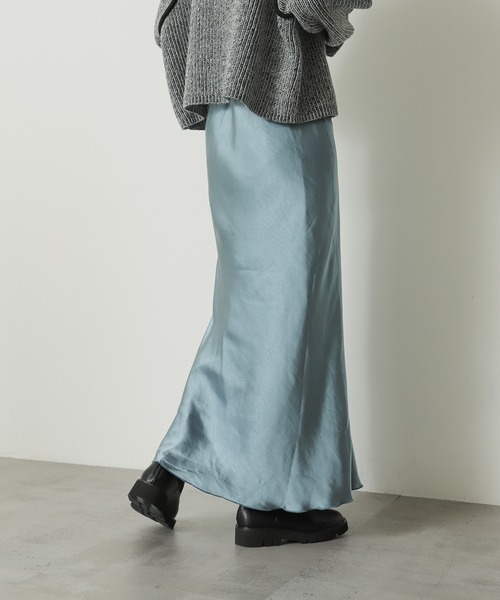 SENSE OF PLACE by URBAN RESEARCH（センスオブプレイスバイアーバンリサーチ）の「サテンナロースカート（スカート・レディース・アイボリー/シルバー/オレンジ/ブラック/ライトブルー・MEDIUM/SMALL）」の11枚目の写真