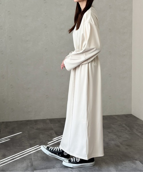 Per sist ence(パーシエンス)の「ポンチ配色ステッチウエストゴムドロストワンピース(ワンピース・レディース・アイボリー/ブルー/チャコールグレー/ブラック・FREE)」の14枚目の写真