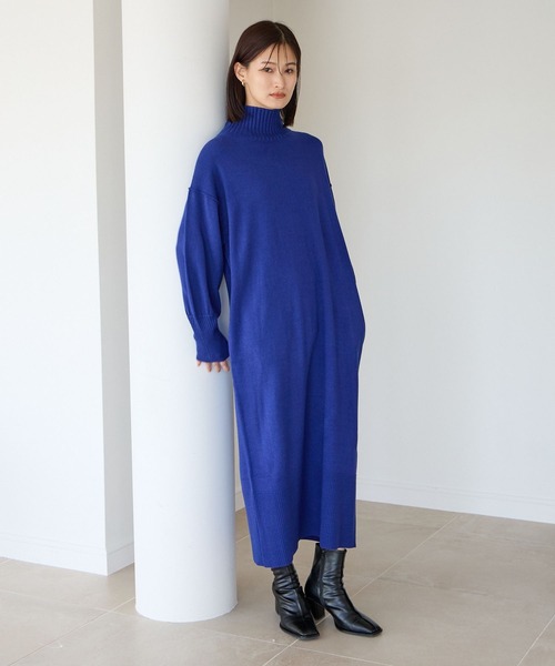 LOWRYS FARM（ローリーズファーム）の「スタンドリブニットワンピース　704535（ワンピース・レディース・ブルー/ブラック/ホワイト/グレー・FREE）」の9枚目の写真