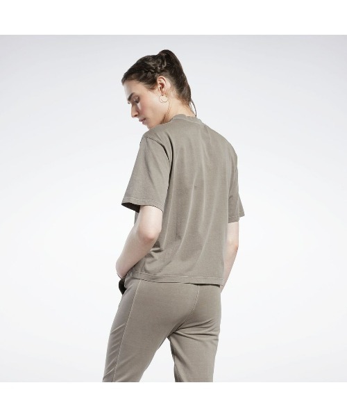 Reebok(リーボック)の「ボクシー Tシャツ / CL ND BOXY TEE(Tシャツ/カットソー・レディース・ライトグレー/カーキブラウン/ホワイト/ブラウン・SMALL/X-LARGE/LARGE/MEDIUM)」の6枚目の写真
