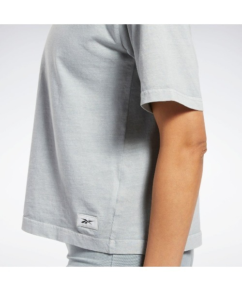 Reebok(リーボック)の「ボクシー Tシャツ / CL ND BOXY TEE(Tシャツ/カットソー・レディース・ライトグレー/カーキブラウン/ホワイト/ブラウン・SMALL/X-LARGE/LARGE/MEDIUM)」の13枚目の写真