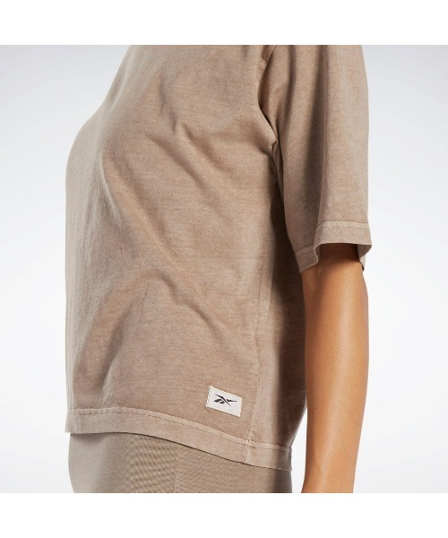 Reebok(リーボック)の「ボクシー Tシャツ / CL ND BOXY TEE(Tシャツ/カットソー・レディース・ライトグレー/カーキブラウン/ホワイト/ブラウン・SMALL/X-LARGE/LARGE/MEDIUM)」の16枚目の写真