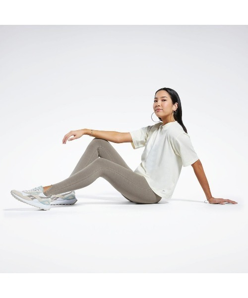 Reebok(リーボック)の「ボクシー Tシャツ / CL ND BOXY TEE(Tシャツ/カットソー・レディース・ライトグレー/カーキブラウン/ホワイト/ブラウン・SMALL/X-LARGE/LARGE/MEDIUM)」の19枚目の写真