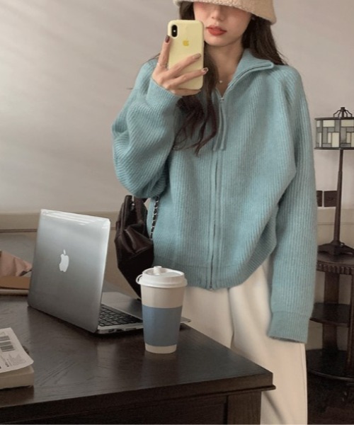sorule（ソルレ）の「ダブルジップ衿付きニット（ニット/セーター・レディース・ピンク/ベージュ/グレー/アイボリー/ブルー・FREE）」の4枚目の写真