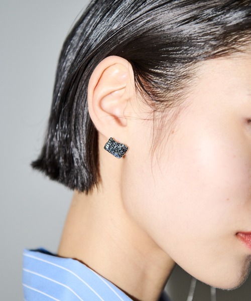 AIC.（エーアイシー）の「イレギュラープレートピアス（ピアス（両耳用）・レディース・シルバー/ゴールド・FREE）」の7枚目の写真