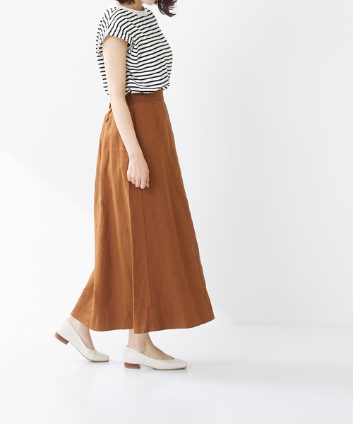 menue（メヌエ）の「Vカット スクエアトゥ ローヒール パンプス（パンプス・レディース・ブラック/パイソン/グレイッシュベージュ/シルバー・26.0cm/24.5cm/23.0cm/22.0cm/22.5cm/25.0cm/23.5cm/25.5cm/24.0cm/21.5cm）」の10枚目の写真