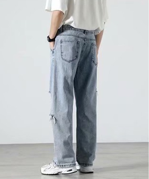 NEW GENTLEMAN(ニュージェントルマン)の「ダメージ ケミカル タック セミワイド デニムパンツ(デニムパンツ・メンズ・サックスブルー・S/M/L)」の5枚目の写真
