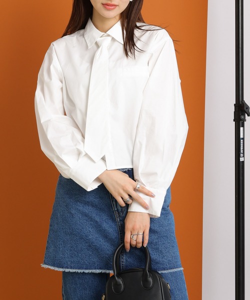 RAGEBLUE(レイジブルー)の「2WAY/袖タック/クロップドネクタイシャツ(シャツ/ブラウス・レディース・ピンク/ブルー/ホワイト・FREE)」の7枚目の写真