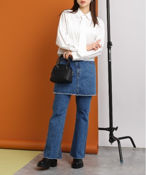 RAGEBLUE(レイジブルー)の「2WAY/袖タック/クロップドネクタイシャツ(シャツ/ブラウス・レディース・ピンク/ブルー/ホワイト・FREE)」の5枚目の写真