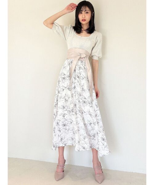 RESEXXY（リゼクシー）の「モノクロマティックフレアワンピース（ワンピース・レディース・アイボリー/ブラック/ブルー・FREE）」の11枚目の写真