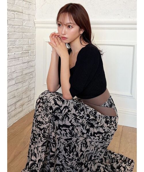 RESEXXY（リゼクシー）の「モノクロマティックフレアワンピース（ワンピース・レディース・アイボリー/ブラック/ブルー・FREE）」の15枚目の写真