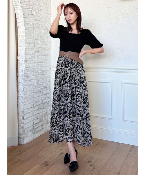 RESEXXY（リゼクシー）の「モノクロマティックフレアワンピース（ワンピース・レディース・アイボリー/ブラック/ブルー・FREE）」の19枚目の写真