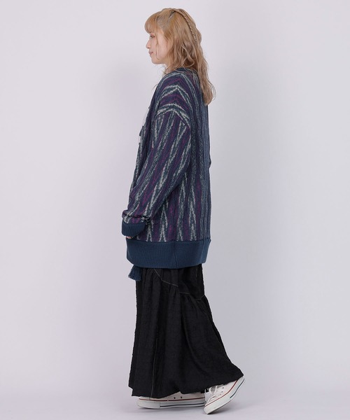 DOUBLE NAME（ダブルネーム）の「ジグザグジャガードZIPカーディガン（カーディガン/ボレロ・レディース・ベージュ系/ネイビー/グリーン・FREE）」の13枚目の写真