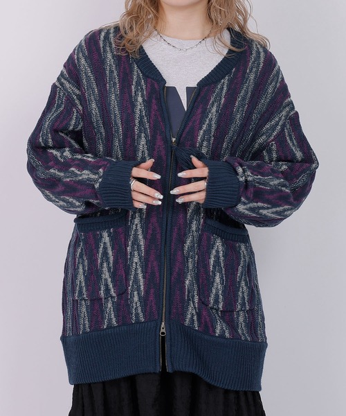 DOUBLE NAME（ダブルネーム）の「ジグザグジャガードZIPカーディガン（カーディガン/ボレロ・レディース・ベージュ系/ネイビー/グリーン・FREE）」の4枚目の写真