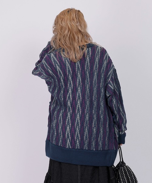 DOUBLE NAME（ダブルネーム）の「ジグザグジャガードZIPカーディガン（カーディガン/ボレロ・レディース・ベージュ系/ネイビー/グリーン・FREE）」の9枚目の写真