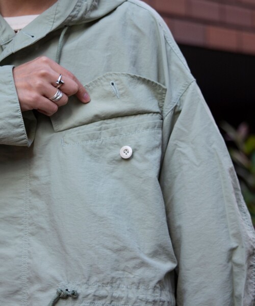 ARMY TWILL（アーミーツイル）の「【限定展開】【ARMY TWILL/アーミーツイル】Smock Parka ミリタリースモックパーカー（ブルゾン・メンズ・ライトカーキ/ホワイト・M/L）」の18枚目の写真