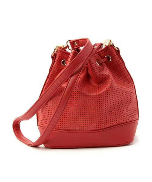 ODETTE E ODILE（オデットエオディール）の「L&O パンチングドローストリング2ウェイ バッグ（ショルダーバッグ・レディース・ホワイト/シルバー/レッド・フリー）」の11枚目の写真