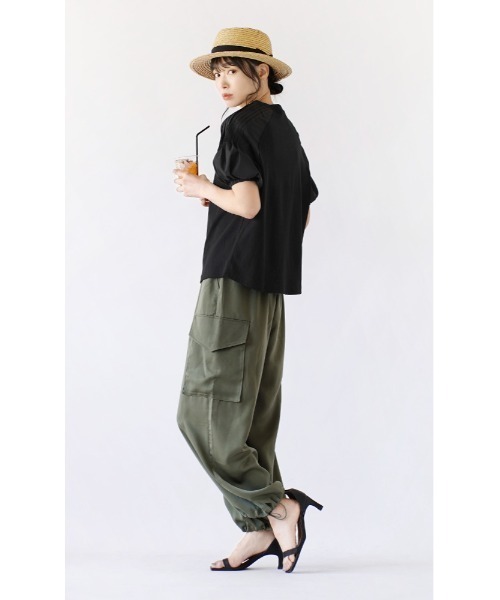 e-zakkamania stores(イーザッカマニアストアーズ)の「タックスリーブ プルオーバー(Tシャツ/カットソー・レディース・オフホワイト/ブラック・M)」の5枚目の写真