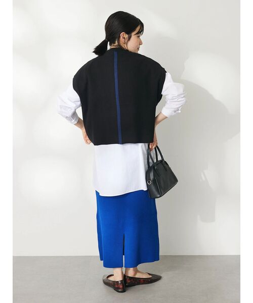 CRAFT STANDARD BOUTIQUE（クラフトスタンダードブティック）の「配色クルーネックニットベスト（ベスト・レディース・ネイビー/ブラック/アイボリー・FREE）」の16枚目の写真