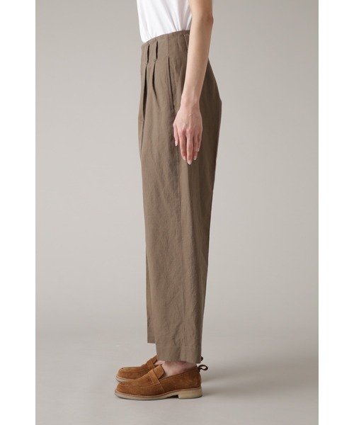 パンツ MargaretHowell CottonTwill 2tuck Slacks パンツ MargaretHowell CottonTwill 2tuck Slacks MARGARET