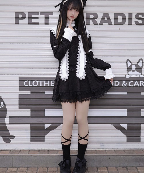 ililil（イルイルイル）の「『ililil/イルイルイル』【ゴシック地雷ちゃんとっぷす】十字架チャーム付きシスター風襟長袖ブラウス（シャツ/ブラウス・レディース・ブラック・FREE）」の3枚目の写真