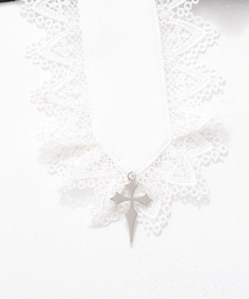 ililil（イルイルイル）の「『ililil/イルイルイル』【ゴシック地雷ちゃんとっぷす】十字架チャーム付きシスター風襟長袖ブラウス（シャツ/ブラウス・レディース・ブラック・FREE）」の15枚目の写真