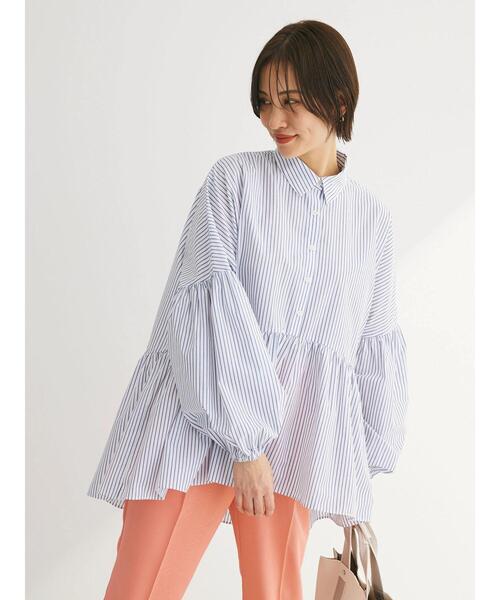 ELENCARE DUE（エレンカーレデュエ）の「・ELENCARE　DUE　ギャザーキリカエチュニック（チュニック・レディース・ベージュ/サックスブルー/オフホワイト・FREE）」の4枚目の写真