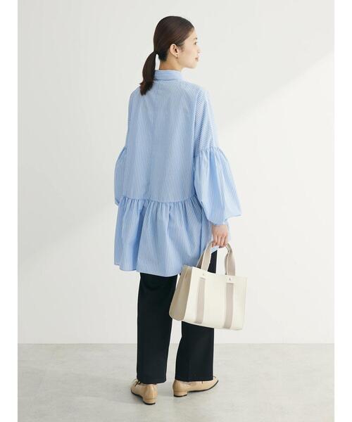ELENCARE DUE（エレンカーレデュエ）の「・ELENCARE　DUE　ギャザーキリカエチュニック（チュニック・レディース・ベージュ/サックスブルー/オフホワイト・FREE）」の19枚目の写真