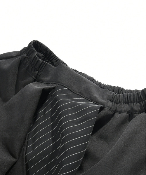 neos（ネオス）の「【neos】ルーズシルエット レイヤード ストライプ 切替 スカート ワイド ドレープ 袴 パンツ（その他パンツ・メンズ・ブラック・MEDIUM/LARGE/X-LARGE）」の11枚目の写真