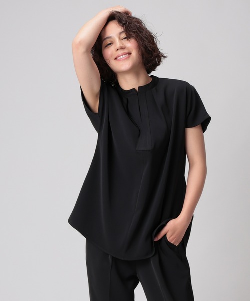 GLACIER lusso（グラシアルッソ）の「フレンチスリーブブラウス