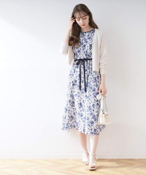 ワンピース ブローチ付いてます セール】【絵になる夏ワンピ】summerフルール シャーリング