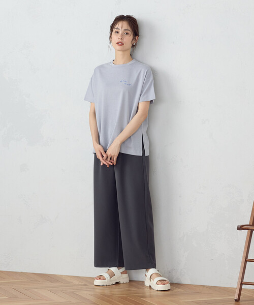 COMME CA ISM（コムサイズム）の「速乾 刺繍 ロゴ Ｔシャツ（Tシャツ/カットソー・レディース・チャコール/ブラック/ホワイト/サックスブルー・SMALL/MEDIUM/LARGE）」の16枚目の写真