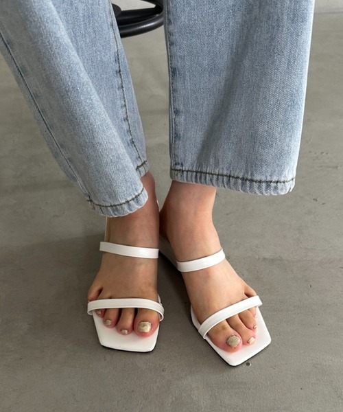 MYMOOD.（マイムード）の「スクエアトゥミュールサンダル（サンダル・レディース・ベージュ/ホワイト/ブラック・23.5cm/24.5cm）」の2枚目の写真