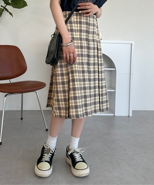 kutir(クティール)の「2way アソートミディプリーツスカート(スカート・レディース・ブラック/グレー/ブルー/レッド/グリーン/ベージュ/ダークグレー・MEDIUM/LARGE)」の5枚目の写真