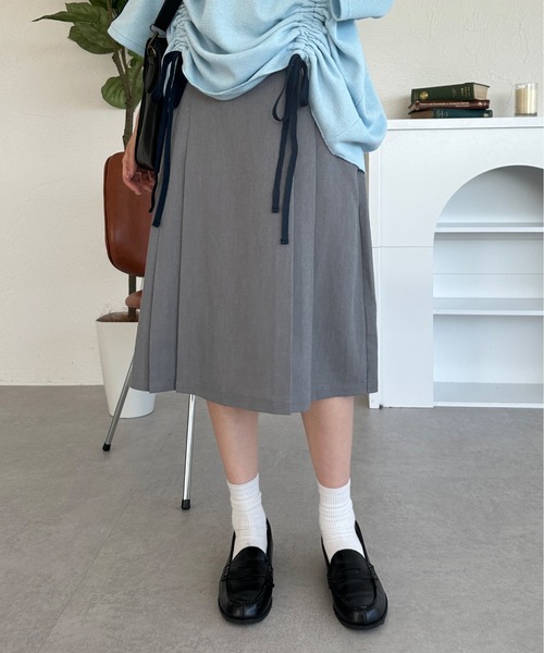 kutir(クティール)の「2way アソートミディプリーツスカート(スカート・レディース・ブラック/グレー/ブルー/レッド/グリーン/ベージュ/ダークグレー・MEDIUM/LARGE)」の3枚目の写真