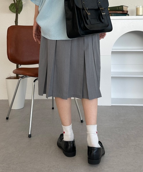 kutir(クティール)の「2way アソートミディプリーツスカート(スカート・レディース・ブラック/グレー/ブルー/レッド/グリーン/ベージュ/ダークグレー・MEDIUM/LARGE)」の16枚目の写真