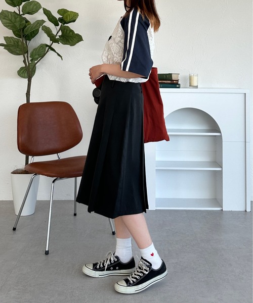 kutir(クティール)の「2way アソートミディプリーツスカート(スカート・レディース・ブラック/グレー/ブルー/レッド/グリーン/ベージュ/ダークグレー・MEDIUM/LARGE)」の12枚目の写真