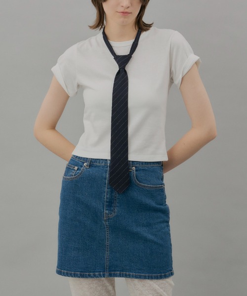 GIUNON(ジウノン)の「adjustable pinstripe tie / アジャスタブルピンストライプネクタイ(ストール/ショール・レディース・ネイビー・FREE)」の19枚目の写真