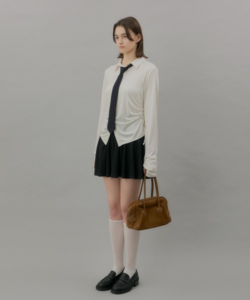 GIUNON(ジウノン)の「adjustable pinstripe tie / アジャスタブルピンストライプネクタイ(ストール/ショール・レディース・ネイビー・FREE)」の3枚目の写真