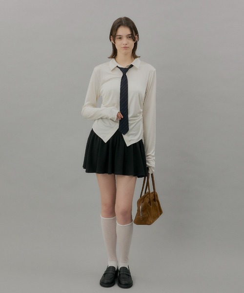 GIUNON(ジウノン)の「adjustable pinstripe tie / アジャスタブルピンストライプネクタイ(ストール/ショール・レディース・ネイビー・FREE)」の4枚目の写真