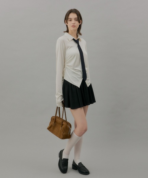 GIUNON(ジウノン)の「adjustable pinstripe tie / アジャスタブルピンストライプネクタイ(ストール/ショール・レディース・ネイビー・FREE)」の5枚目の写真