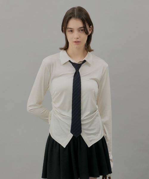 GIUNON(ジウノン)の「adjustable pinstripe tie / アジャスタブルピンストライプネクタイ(ストール/ショール・レディース・ネイビー・FREE)」の2枚目の写真